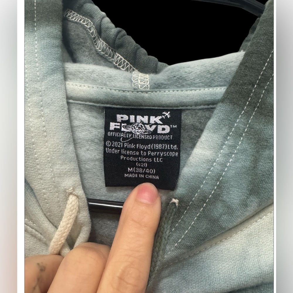 Pink Floyd Gradient Hoodie - Picture 3 of 3